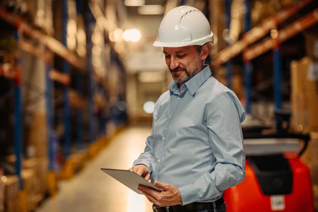 How To A Warehouse Manager Guide) Extensiv